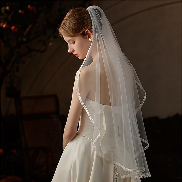 One-tier Comtemporary / Stylish / Classic Wedding Veil Fingertip Veils with Pure Color 35.43 in (90cm) Lace / Tulle
