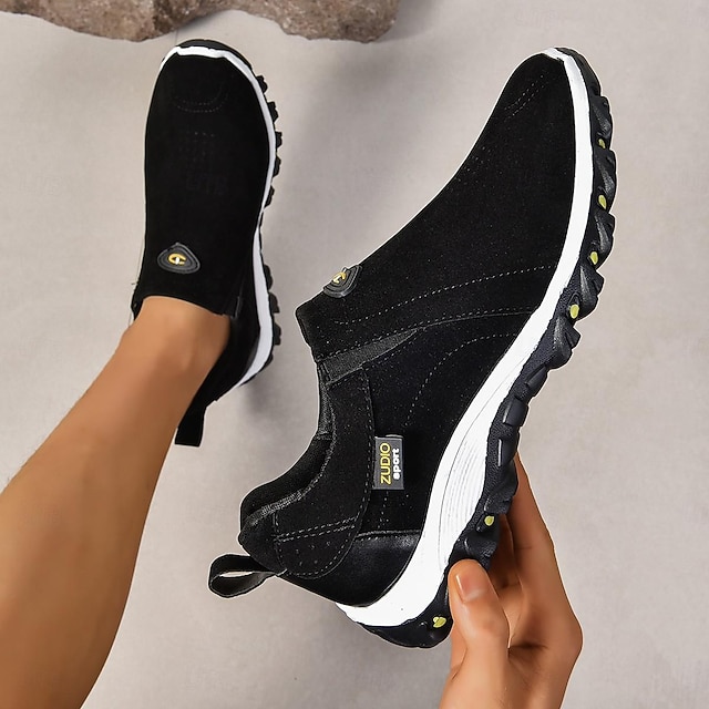 Men's Canvas Slip-On Outdoor Hiking Shoes 鈥?Non-Slip Lightweight Trail Shoes for Walking and Climbing